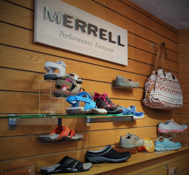 Merrell hot sale shoe dealers